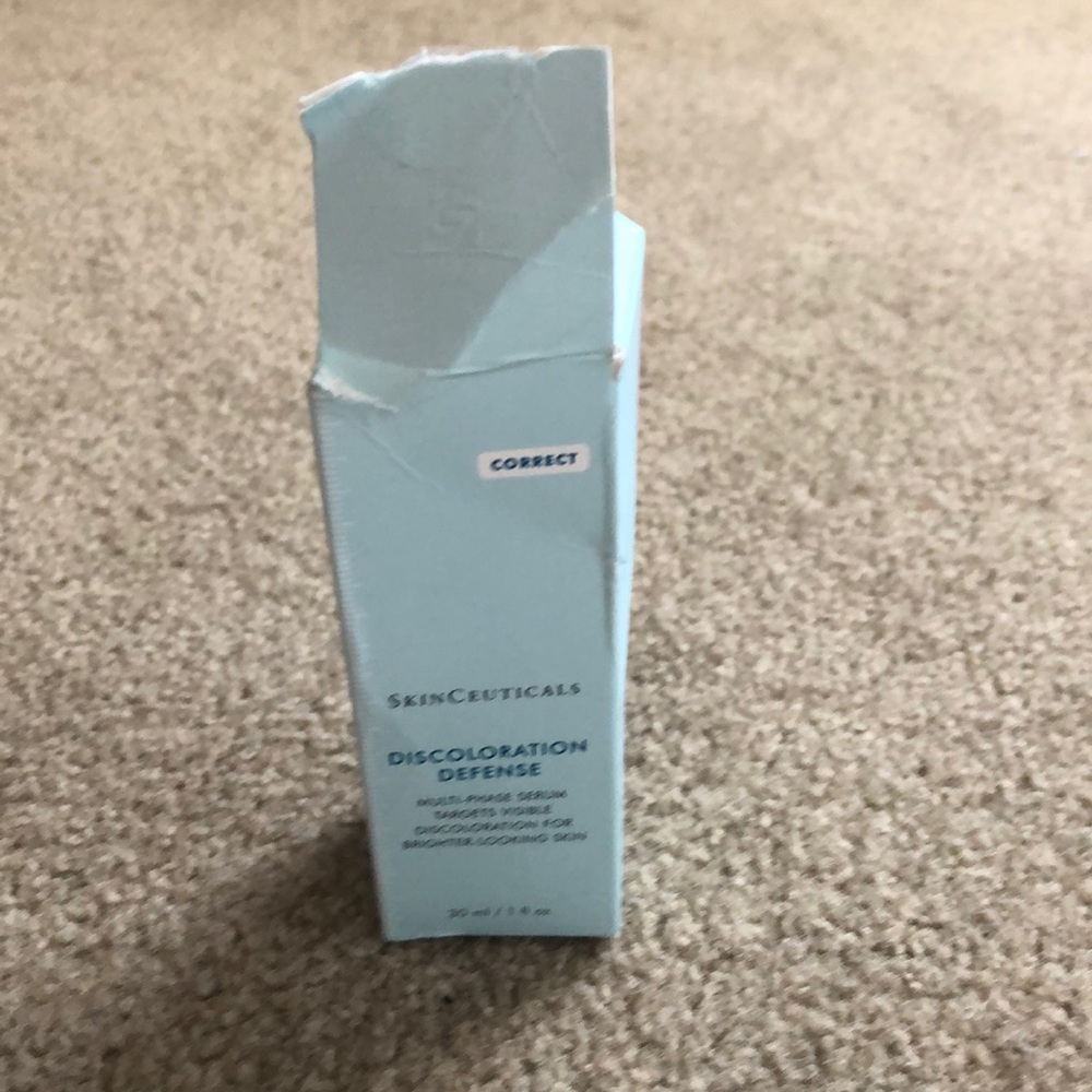 Skin critical s discoloration defense